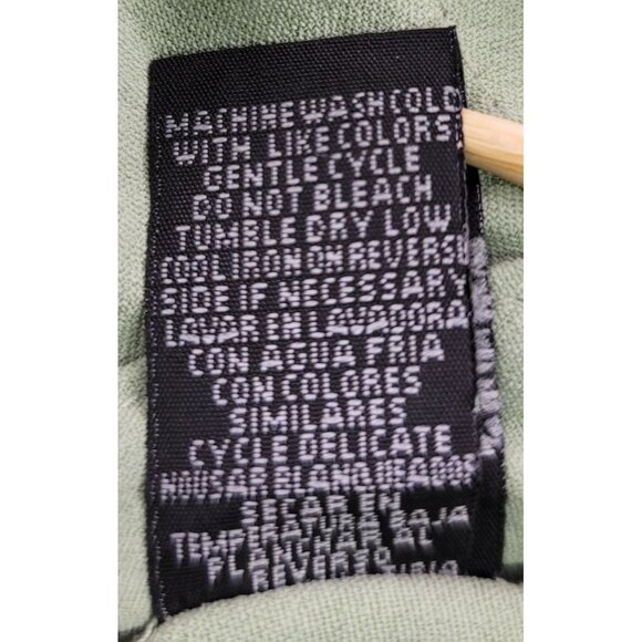 Love Womens Plus 3X Light Green Elastic Waist Shorts Gold Buttons Zip Closure - Picture 8 of 9